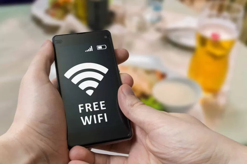 Imagem de capa de Conecte-se Gratuitamente: Top 3 Apps de Wi-Fi Gratuito